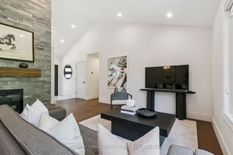 Photo 9 at 27 Treadgold Crescent, Donalda, Toronto