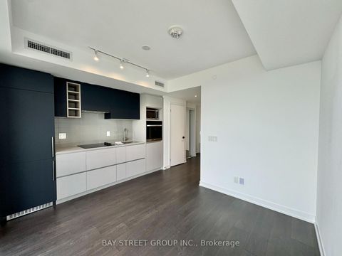 Photo 2 at 4212 - 319 Jarvis Street, Moss Park, Toronto