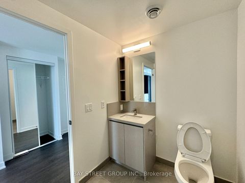 Photo 6 at 4212 - 319 Jarvis Street, Moss Park, Toronto