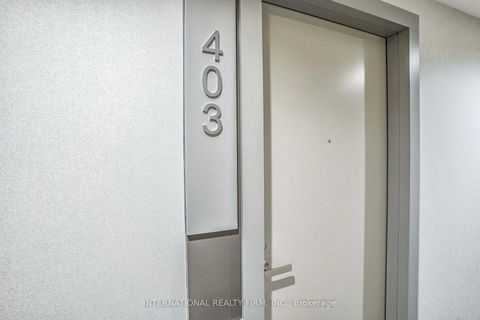 Photo 2 at 403 - 159 Dundas Street E, Yonge Corridor, Toronto