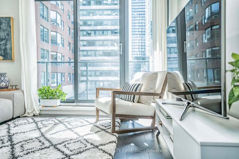 Photo 8 at 403 - 159 Dundas Street E, Yonge Corridor, Toronto