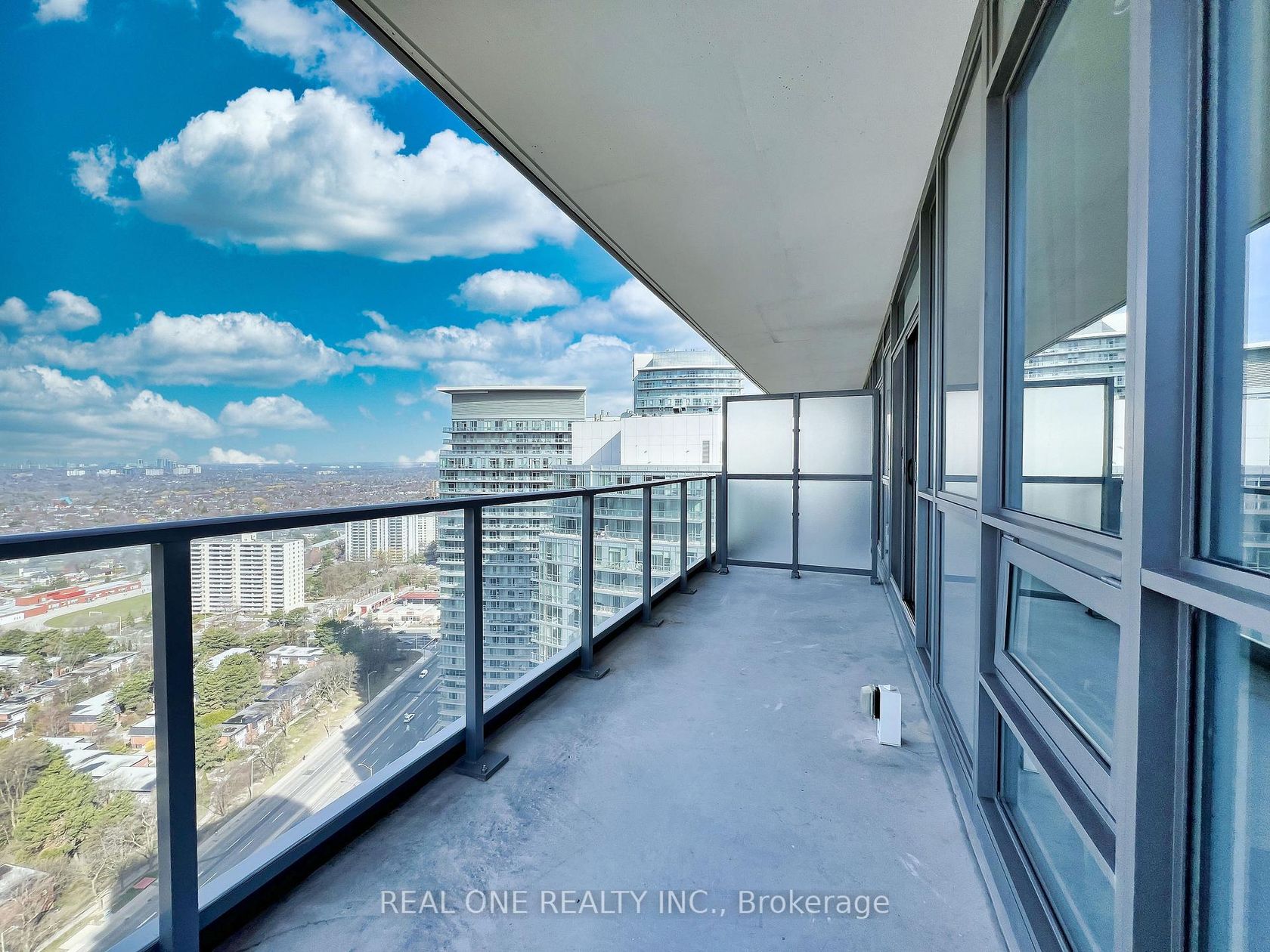 2705 - 56 Forest Manor Road, Henry Farm, Toronto 