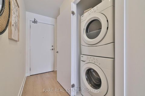 Photo 14 at 607 - 1638 Bloor Street W, High Park North, Toronto