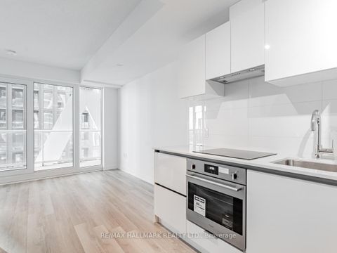 Photo 9 at 2411 - 230 Simcoe Street, Chinatown, Toronto
