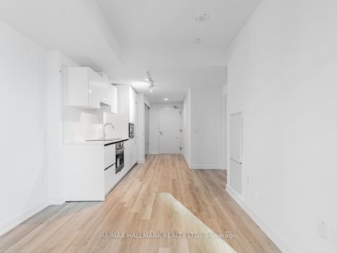 Photo 17 at 2411 - 230 Simcoe Street, Chinatown, Toronto
