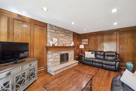 Photo 17 at 35 Lisa Crescent, Doncrest, Richmond Hill