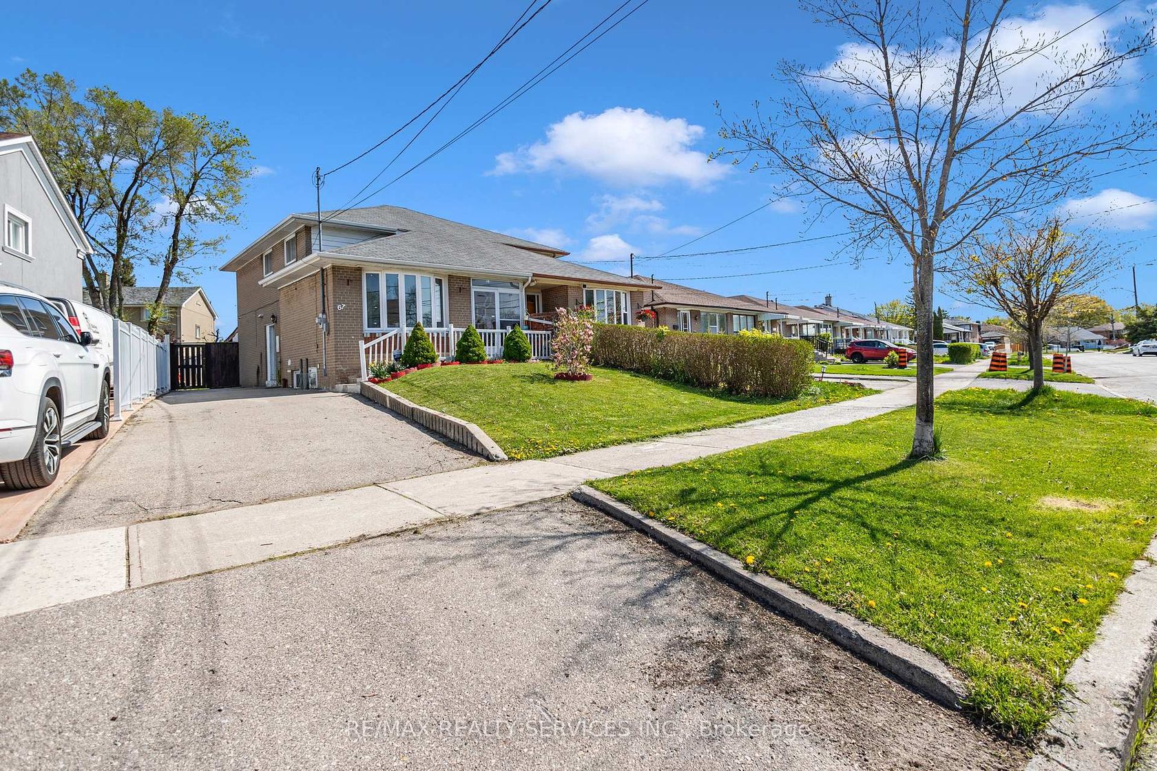 67 Northover Street, Jane Heights, Toronto 