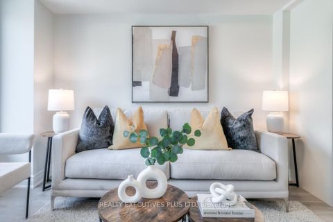 Photo 4 at 2 - 173 William Duncan Road, CFB, Toronto