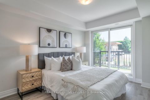 Photo 16 at 2 - 173 William Duncan Road, CFB, Toronto