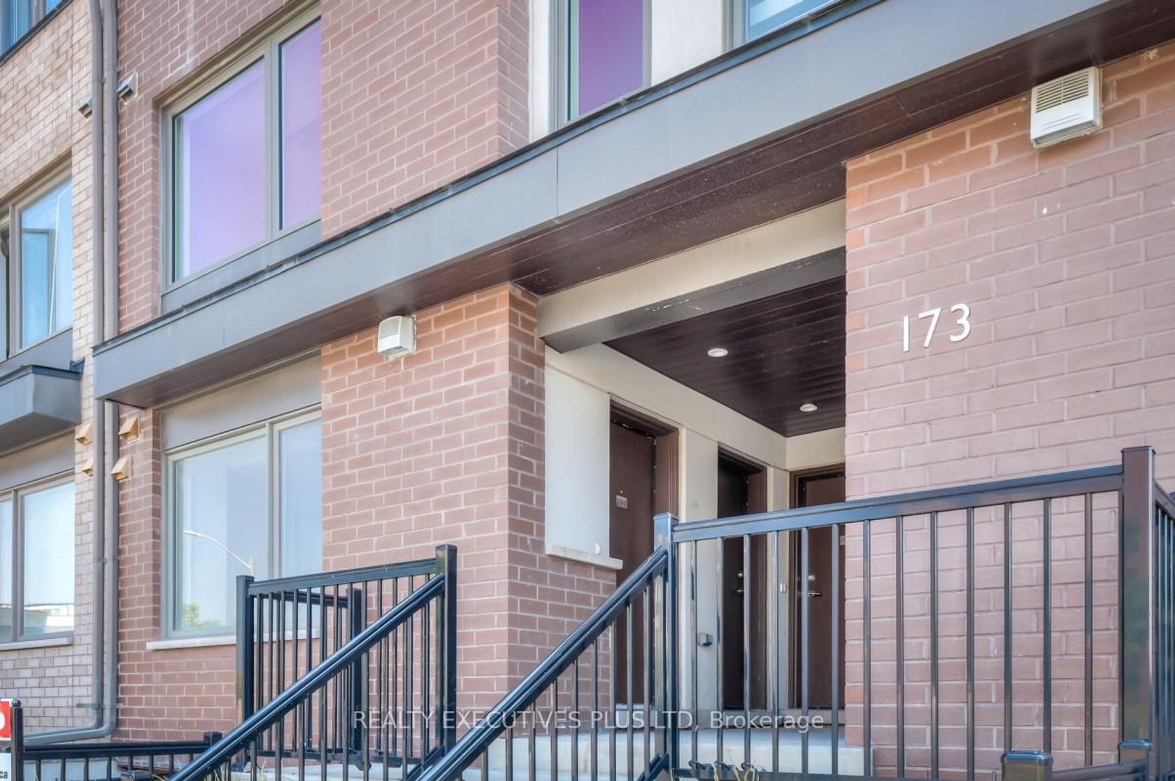 2 - 173 William Duncan Road, CFB, Toronto 