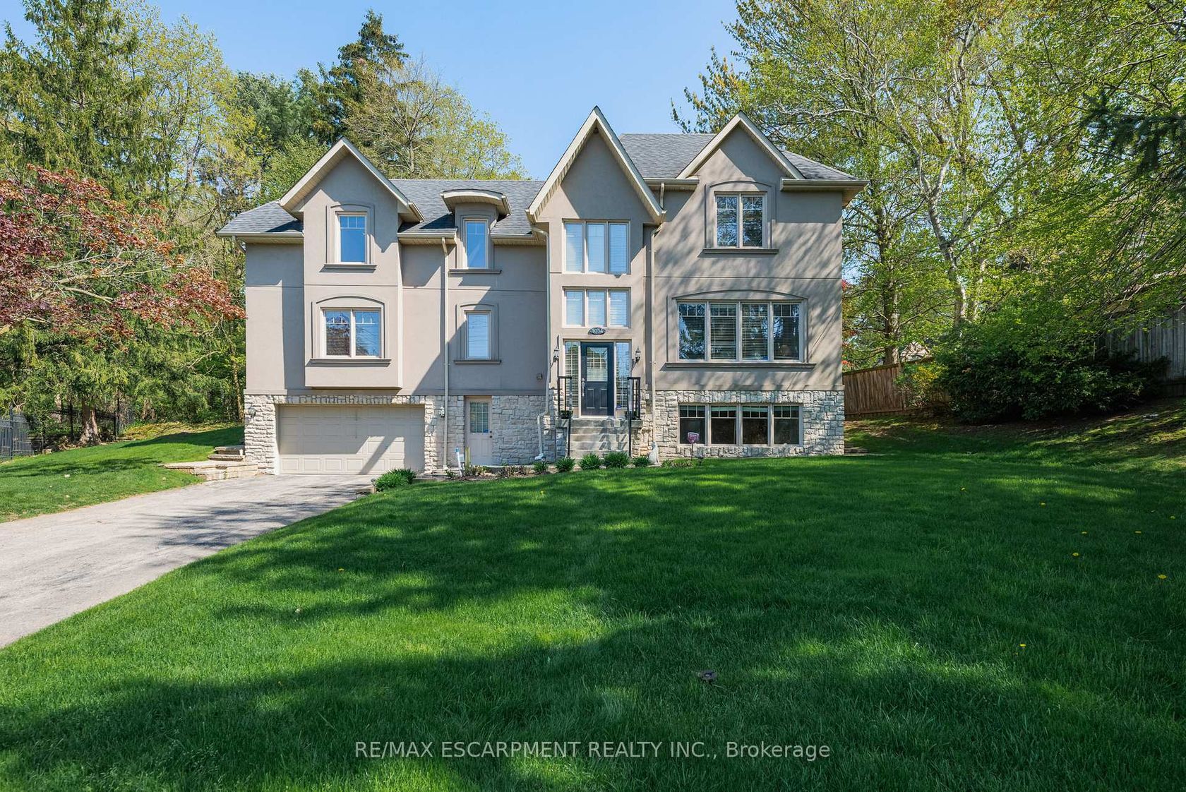 1034 Lakeshore Road W, Lorne Park, Mississauga 