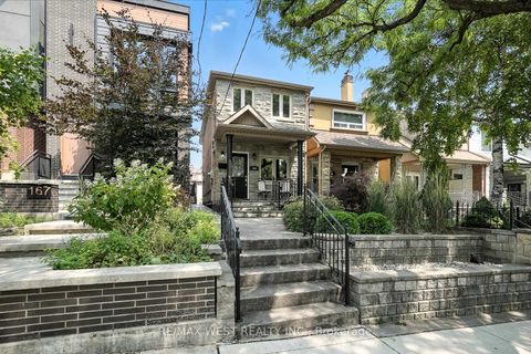Photo 2 at 165 Caledonia Road, Davenport, Toronto