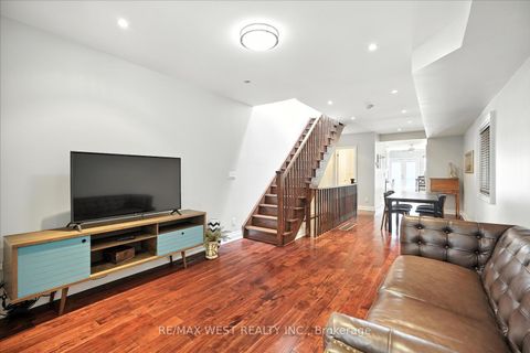 Photo 6 at 165 Caledonia Road, Davenport, Toronto