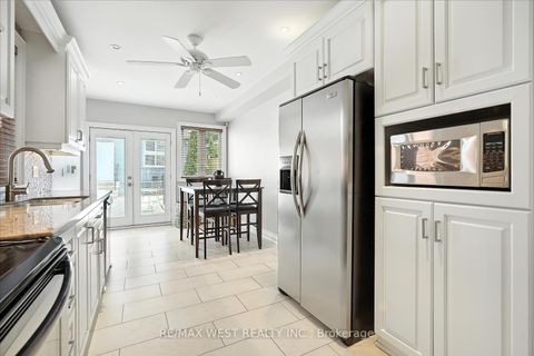 Photo 14 at 165 Caledonia Road, Davenport, Toronto