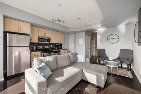Photo 7 at 4503 - 65 Bremner Boulevard W, Waterfront Communities C1, Toronto