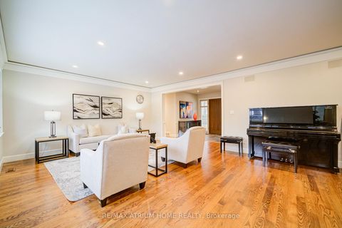 Photo 4 at 223 Trelawn Avenue, MO Morrison, Oakville