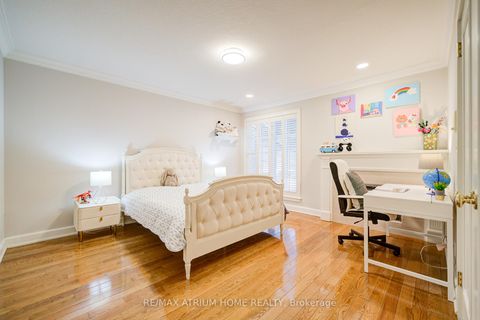 Photo 15 at 223 Trelawn Avenue, MO Morrison, Oakville