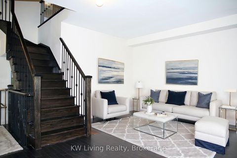 Photo 9 at 52 Causland Lane, Devonsleigh, Richmond Hill
