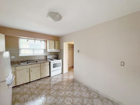 Photo 7 at 113 Spenvalley Drive, Jane Heights, Toronto