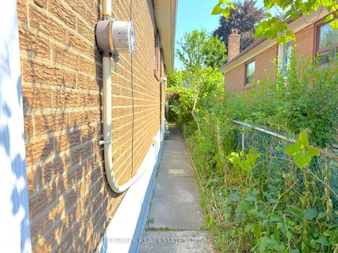 Photo 36 at 113 Spenvalley Drive, Jane Heights, Toronto
