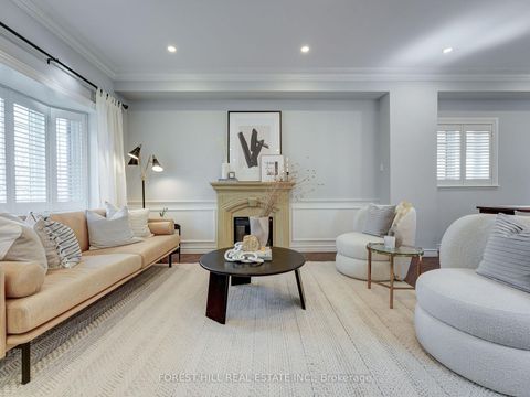 Photo 2 at 33 Rothsay Avenue E, Queensway, Toronto