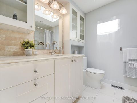 Photo 10 at 33 Rothsay Avenue E, Queensway, Toronto