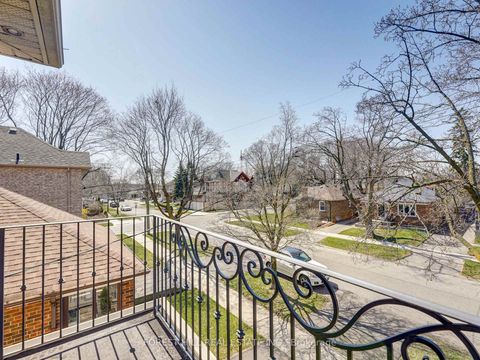 Photo 13 at 33 Rothsay Avenue E, Queensway, Toronto