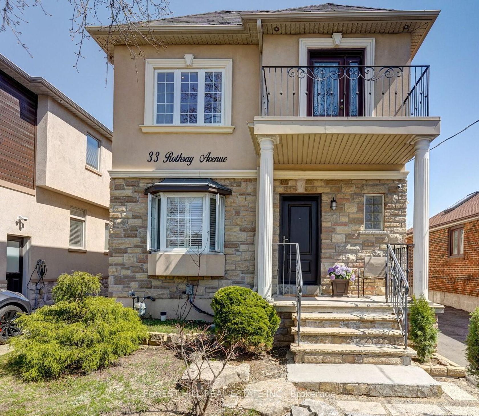 33 Rothsay Avenue E, Queensway, Toronto 