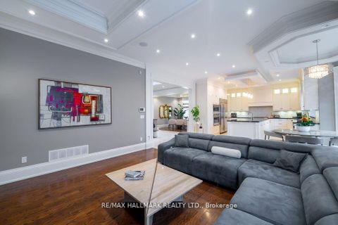 Photo 7 at 48 Hurlingham Crescent E, Don Mills, Toronto