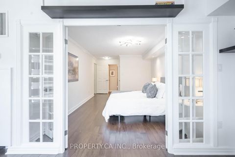 Photo 14 at 1407 - 33 University Avenue, Bay Street Corridor, Toronto