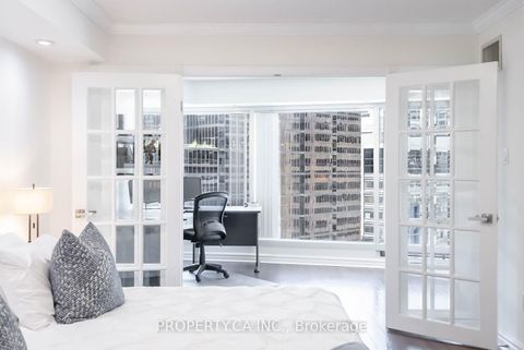 Photo 15 at 1407 - 33 University Avenue, Bay Street Corridor, Toronto