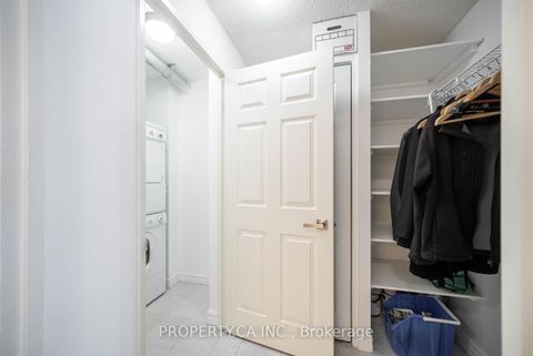 Photo 28 at 1407 - 33 University Avenue, Bay Street Corridor, Toronto