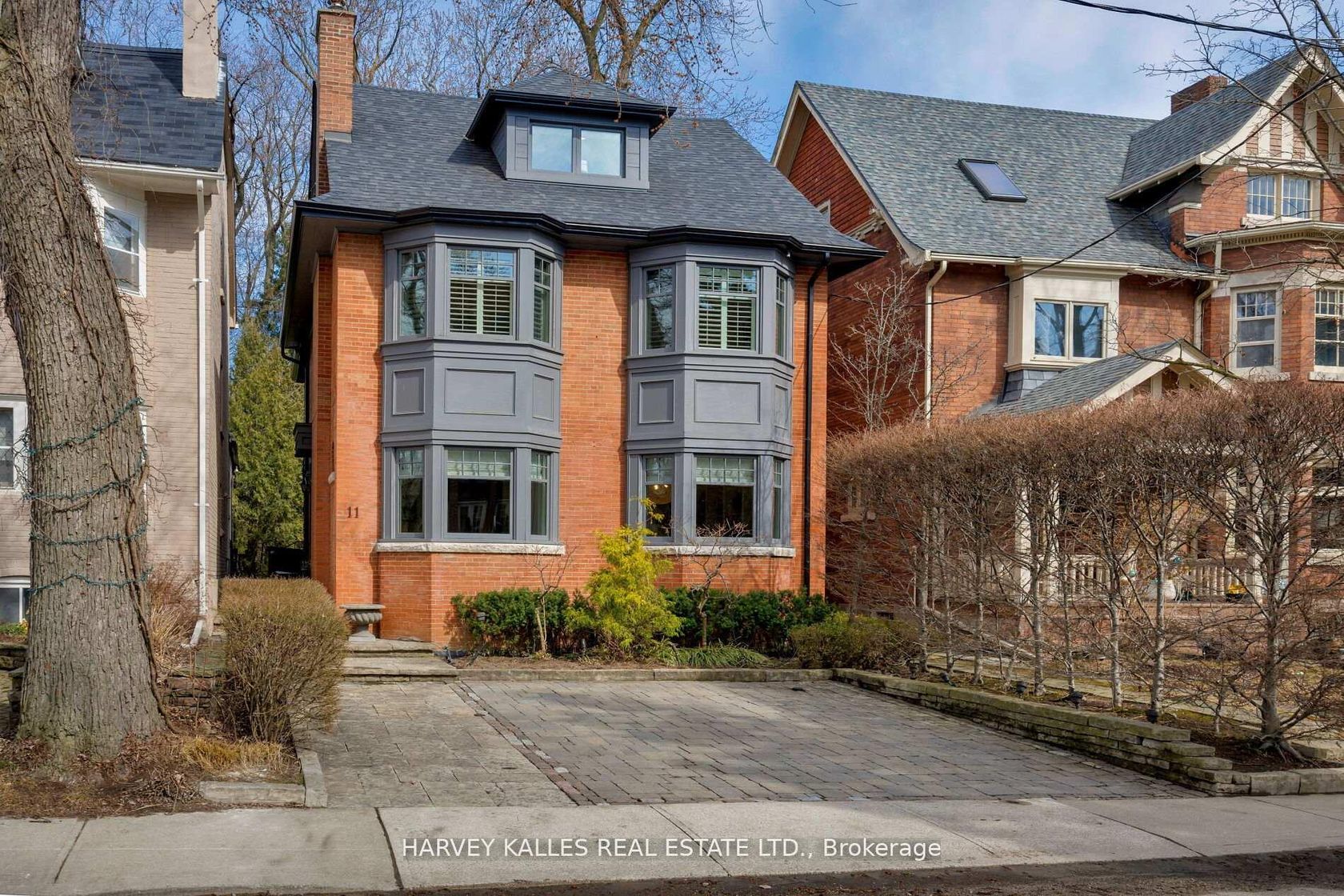 11 Hawthorn Avenue, Moore Park, Toronto 
