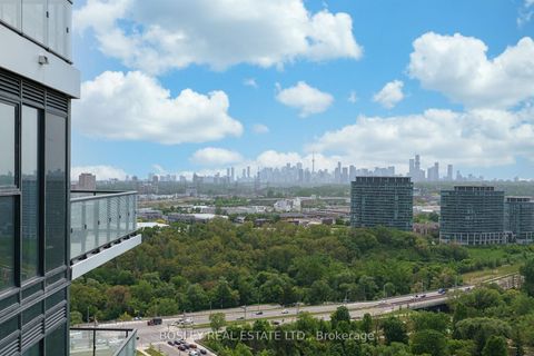 Photo 4 at 2001 - 10 Inn on the Park Drive, Don Mills, Toronto