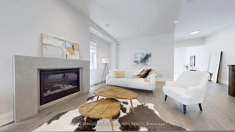 Photo 4 at 32 Conger Street, Patterson, Vaughan