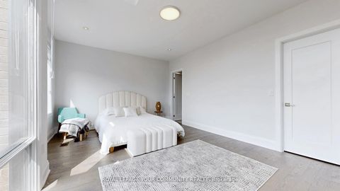 Photo 21 at 32 Conger Street, Patterson, Vaughan