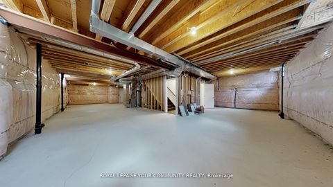 Photo 30 at 32 Conger Street, Patterson, Vaughan