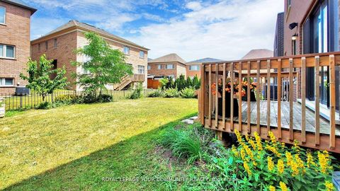 Photo 36 at 32 Conger Street, Patterson, Vaughan