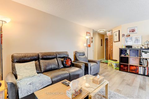 Photo 3 at 1112 - 330 Alton Towers Circle, Milliken, Toronto