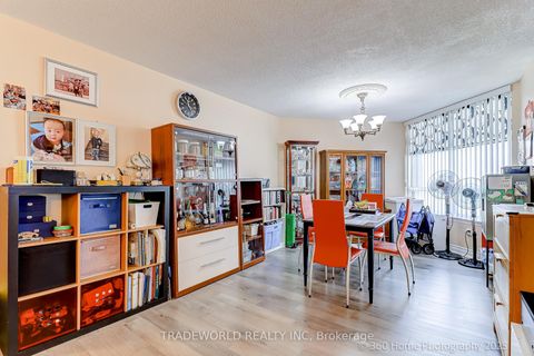 Photo 5 at 1112 - 330 Alton Towers Circle, Milliken, Toronto