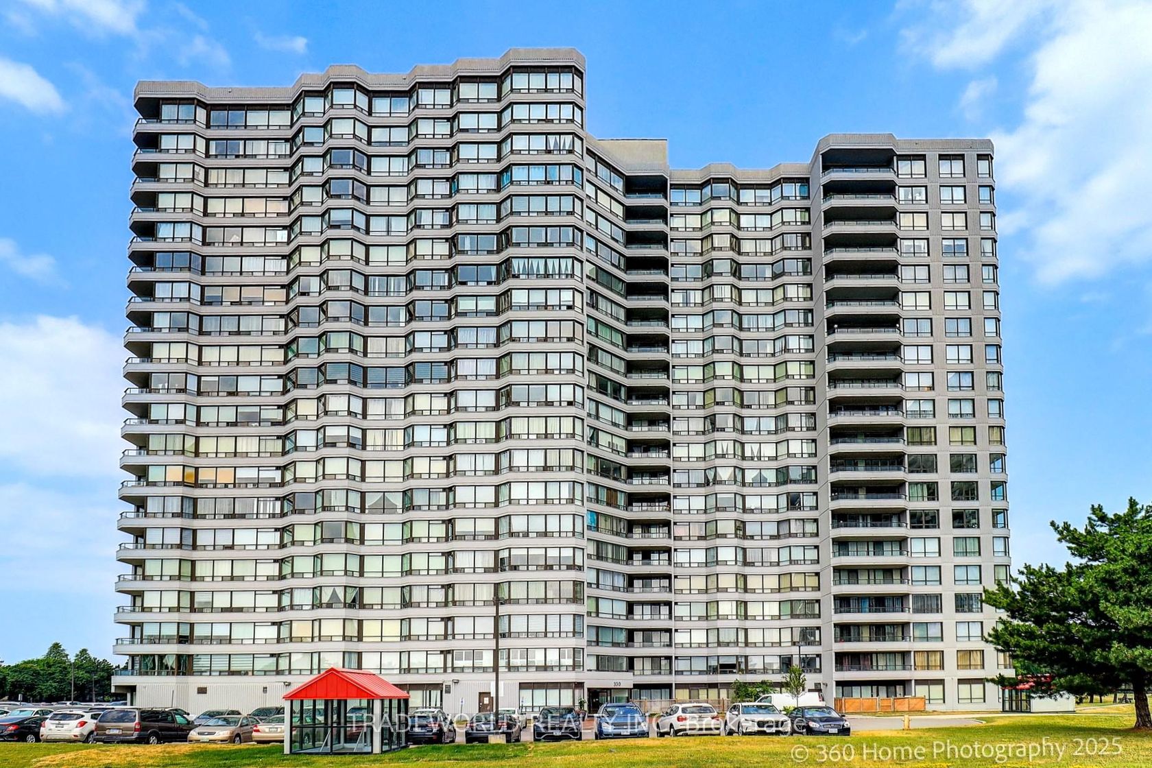 1112 - 330 Alton Towers Circle, Milliken, Toronto 