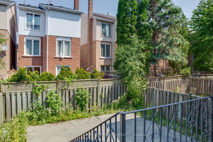 Photo 27 at 54 Carnival Court, Branson, Toronto