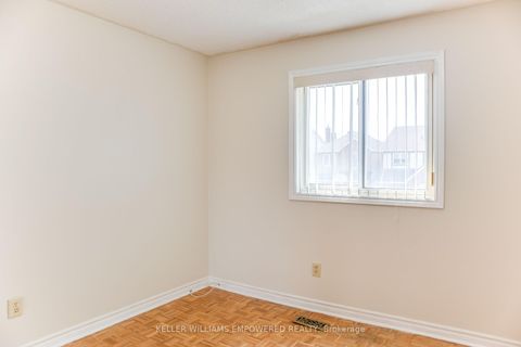 Photo 18 at 54 Carnival Court, Branson, Toronto