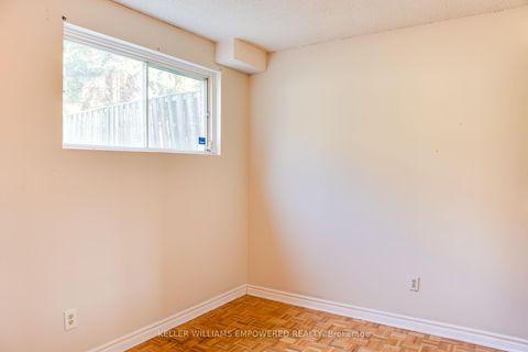 Photo 20 at 54 Carnival Court, Branson, Toronto Photo 20 at 54 Carnival Court, Branson, Toronto