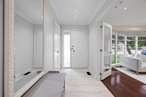 Photo 2 at 106 West Deane Park Drive, West Deane, Toronto