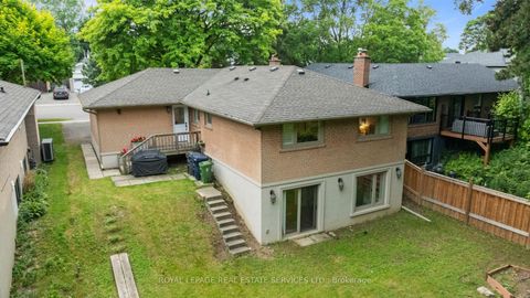 Photo 45 at 106 West Deane Park Drive, West Deane, Toronto