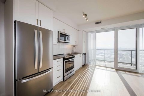 Photo 10 at 2606 - 7895 Jane Street, Concord, Vaughan