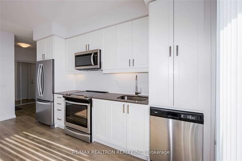 Photo 13 at 2606 - 7895 Jane Street, Concord, Vaughan