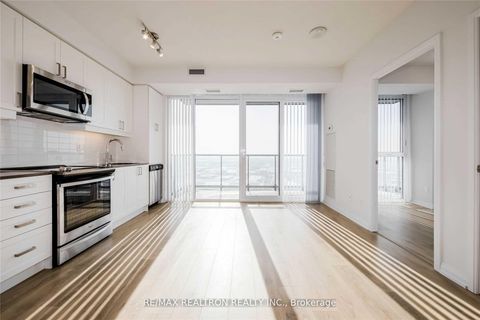 Photo 14 at 2606 - 7895 Jane Street, Concord, Vaughan