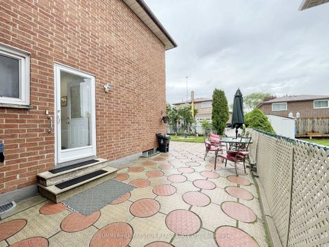 Photo 6 at 20 Cleethorpes Boulevard, Malvern West, Toronto